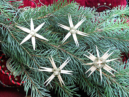 Karácsonyi csillagok fogpiszkálóból  - műhely